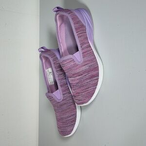 Vionic Delaney purple slip on no lace sneakers walking shoes 7 wide